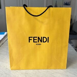 ✨◾️✨FENDI SHOPING BAG FOR SALE ✨◾️✨